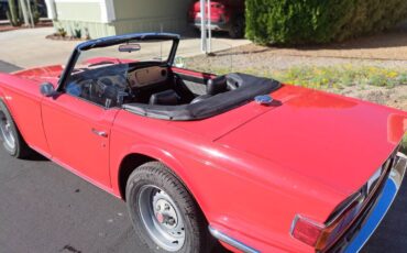 Triumph-Tr6-1973-red-141622-3