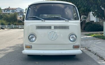 Volkswagen-1970-white-180246-16