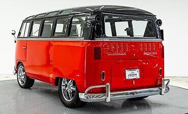 Volkswagen-21-Window-Custom-Bus-1966-BlackRed-Black-0-10