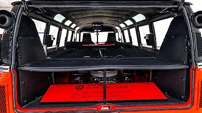 Volkswagen-21-Window-Custom-Bus-1966-BlackRed-Black-0-8