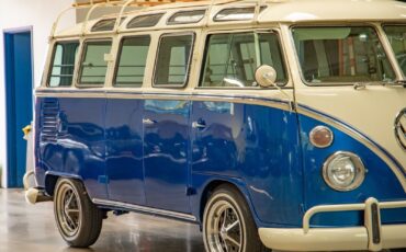 Volkswagen-23-Window-Samba-1970-Blue-14969-10