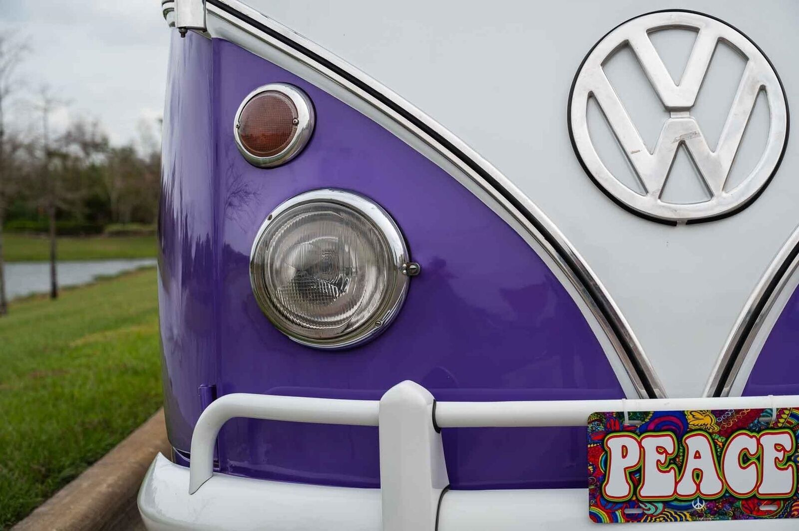 Volkswagen-23-Window-Samba-Bus-1974-Purple-White-153296-27