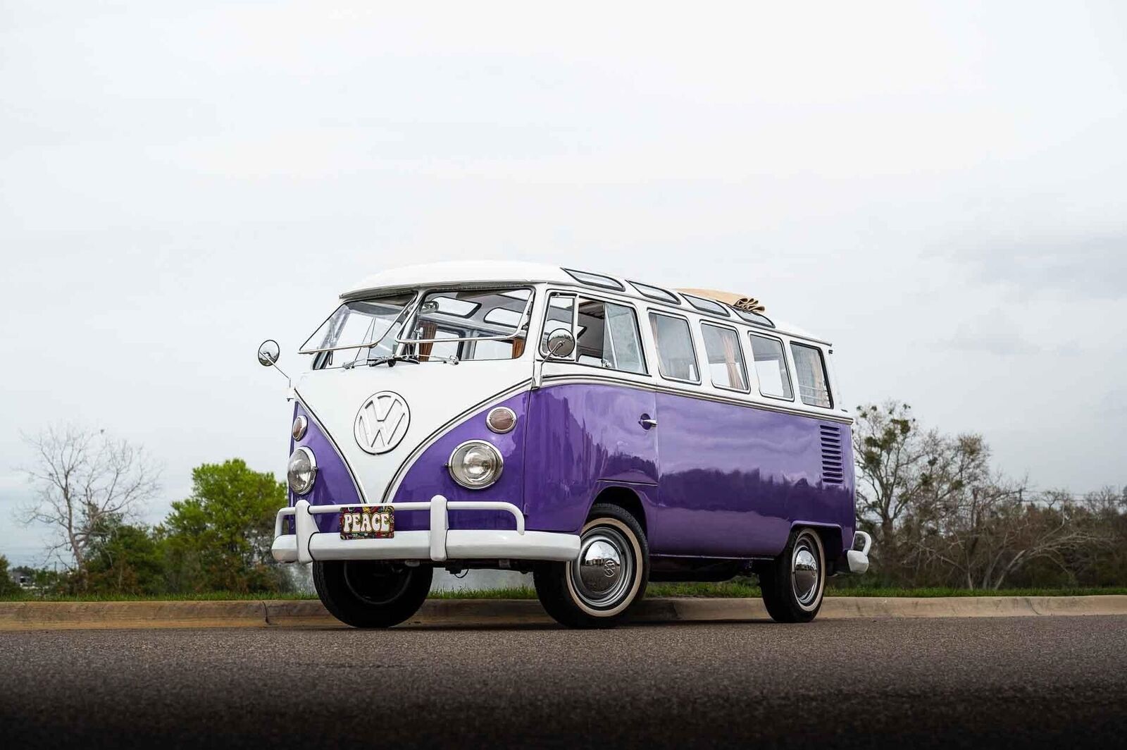 Volkswagen-23-Window-Samba-Bus-1974-Purple-White-153296-29