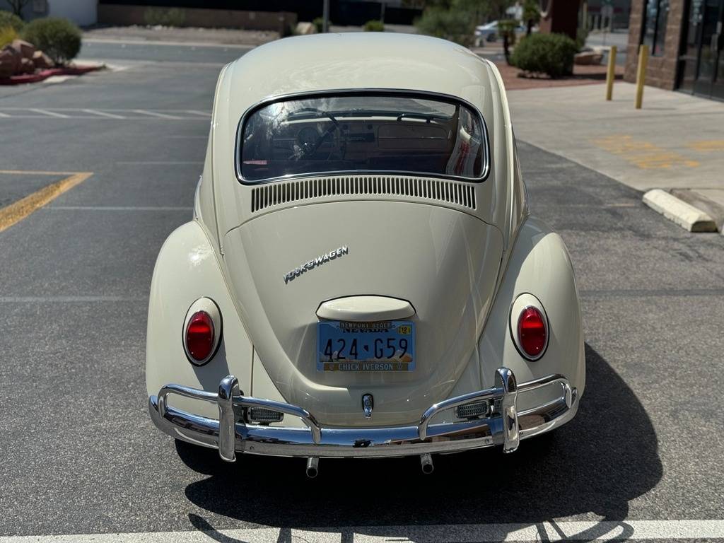 Volkswagen-Beetle-1967-white-2-9