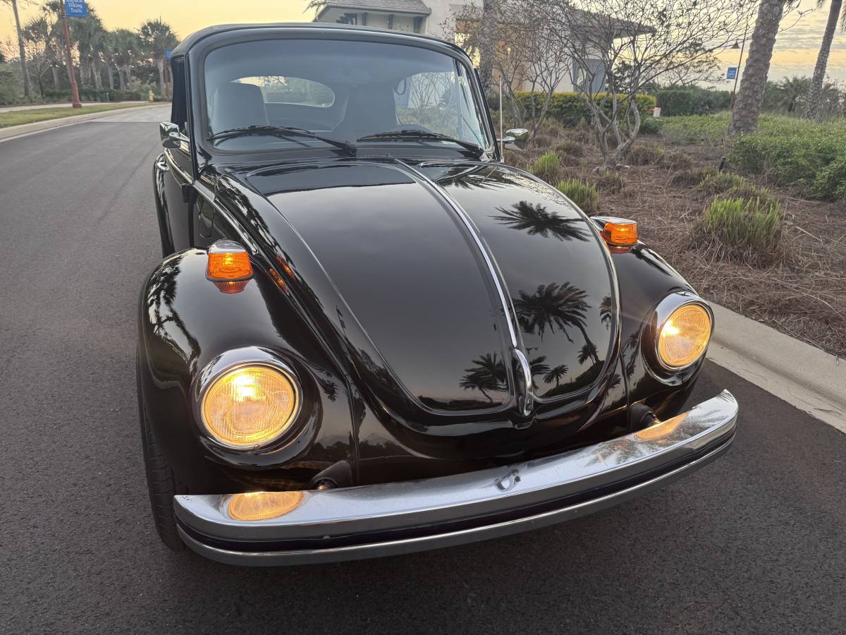 Volkswagen-Beetle-1979-black-170648-1