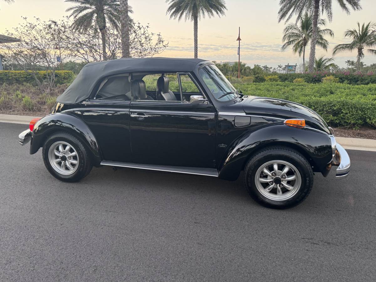 Volkswagen-Beetle-1979-black-170648-3