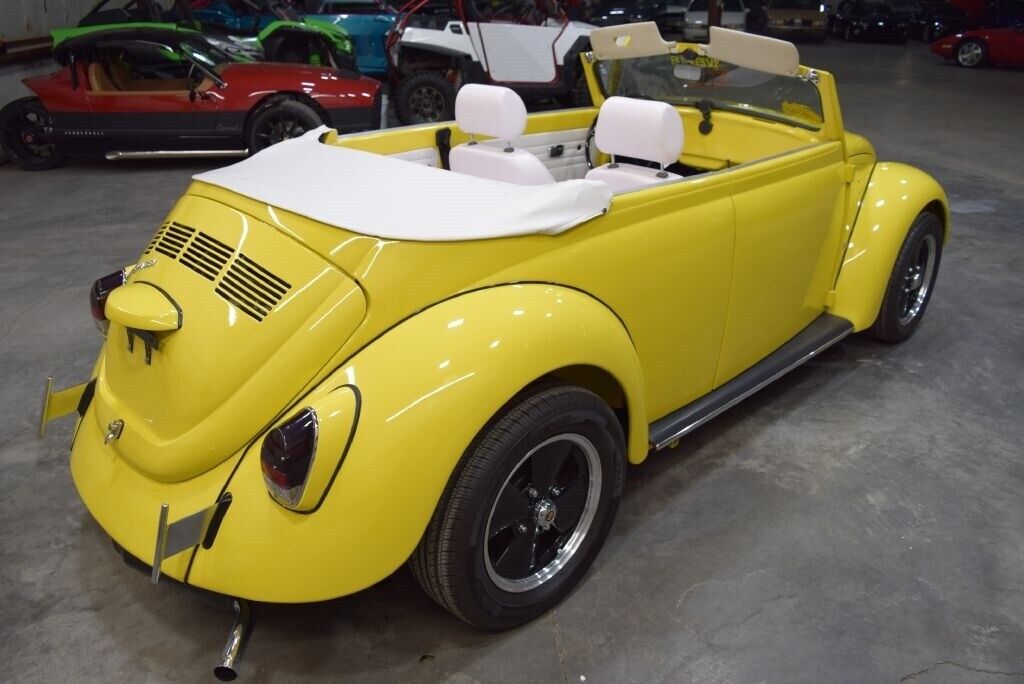 Volkswagen-Beetle-Classic-Berline-1969-Yellow-White-58963-8