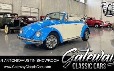 Volkswagen Beetle - Classic  year1}