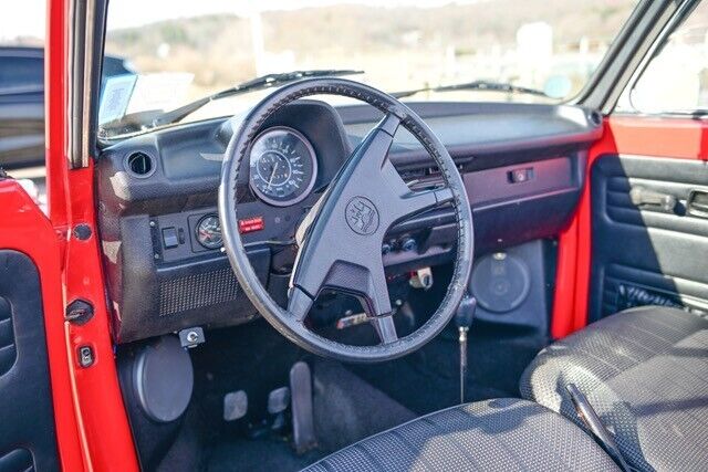 Volkswagen-Beetle-Classic-Cabriolet-1974-Red-Black-120701-12