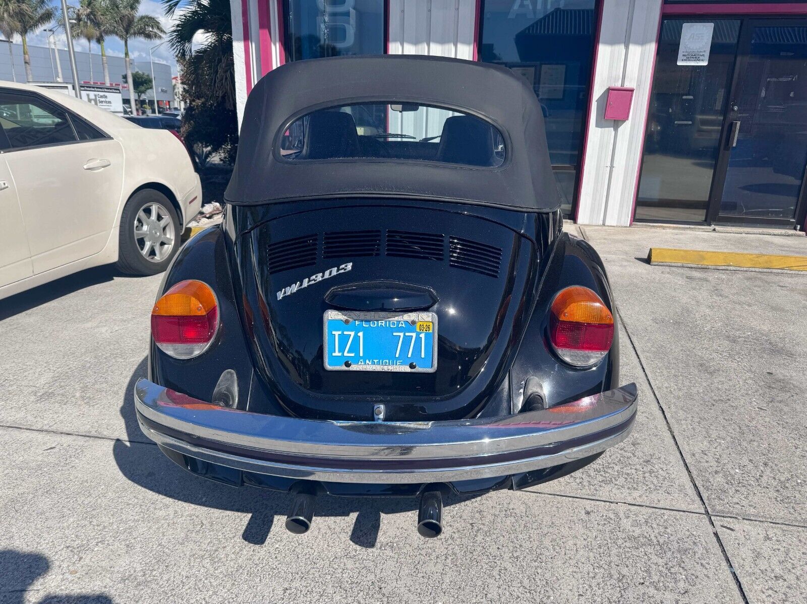 Volkswagen-Beetle-Classic-Cabriolet-1979-Black-Black-170648-10