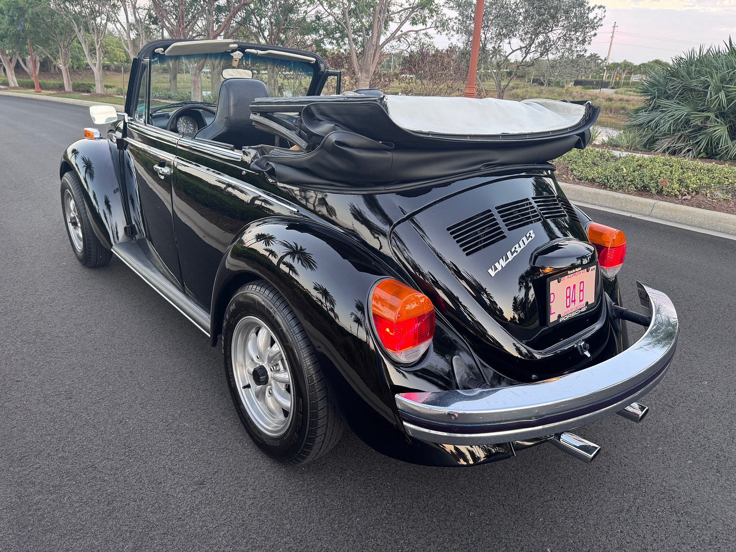 Volkswagen-Beetle-Classic-Cabriolet-1979-Black-Black-170648-13