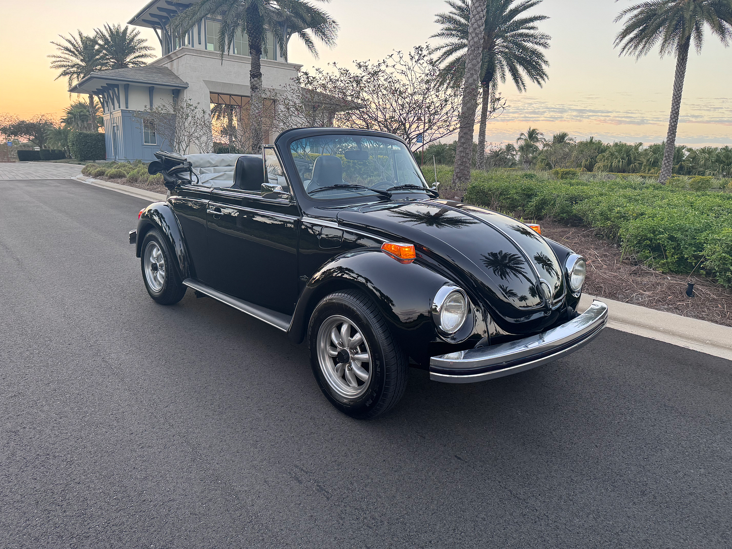 Volkswagen-Beetle-Classic-Cabriolet-1979-Black-Black-170648-36