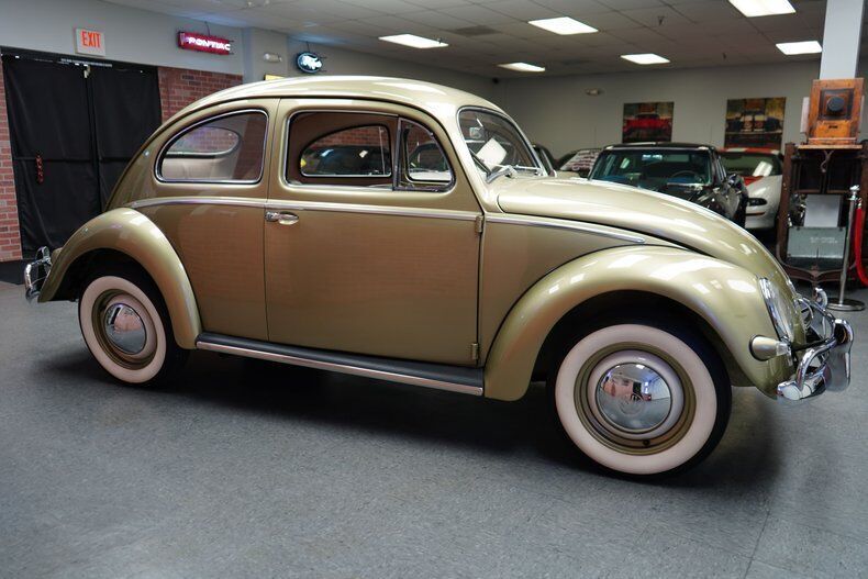 Volkswagen-Beetle-Classic-Coupe-1957-Green-Light-Beige-800-11