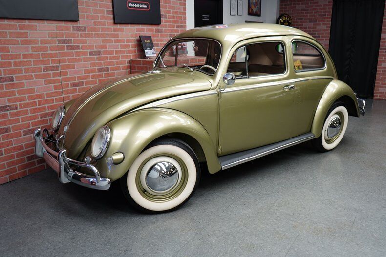 Volkswagen-Beetle-Classic-Coupe-1957-Green-Light-Beige-800-2