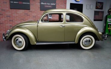 Volkswagen-Beetle-Classic-Coupe-1957-Green-Light-Beige-800-7