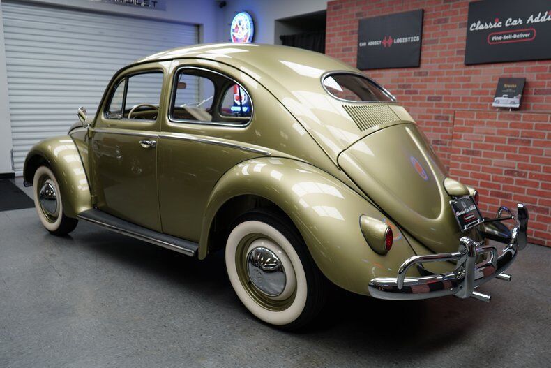 Volkswagen-Beetle-Classic-Coupe-1957-Green-Light-Beige-800-8