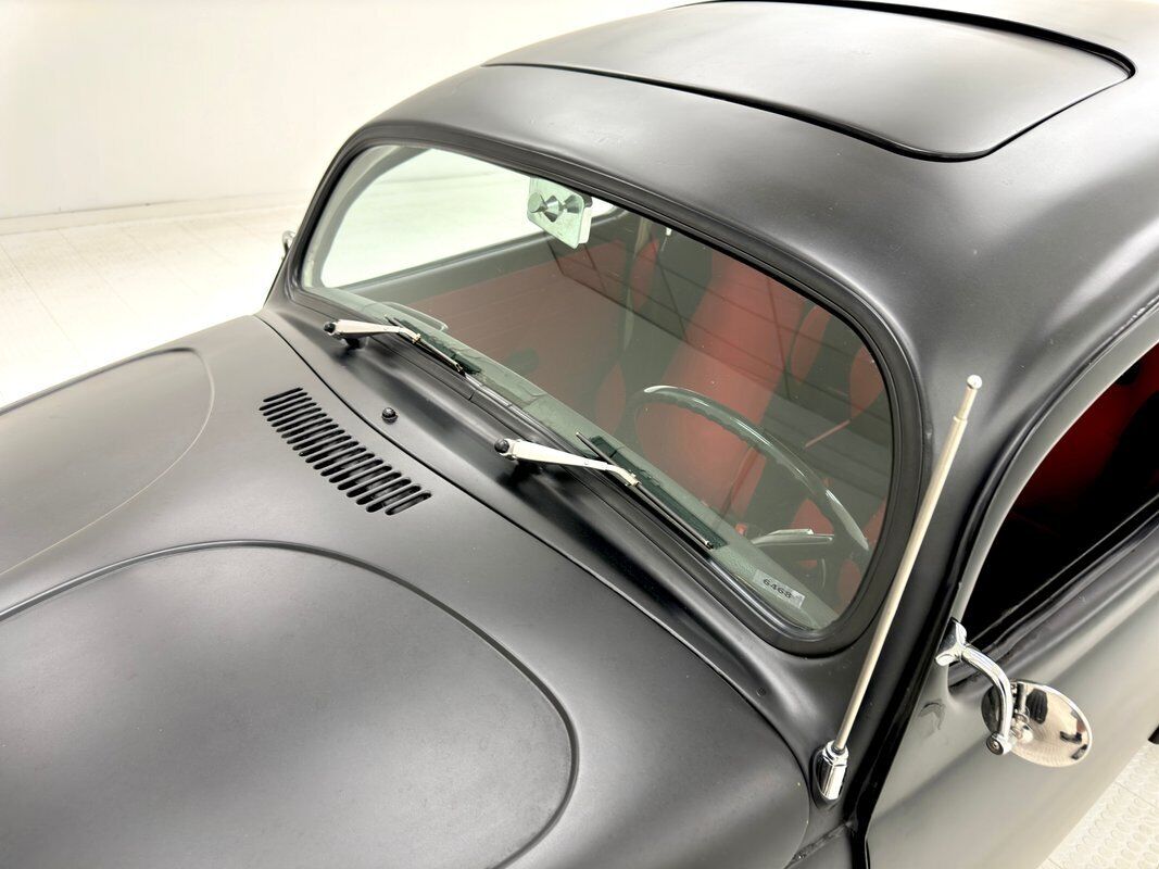 Volkswagen-Beetle-Classic-Coupe-1968-Black-Black-106971-11