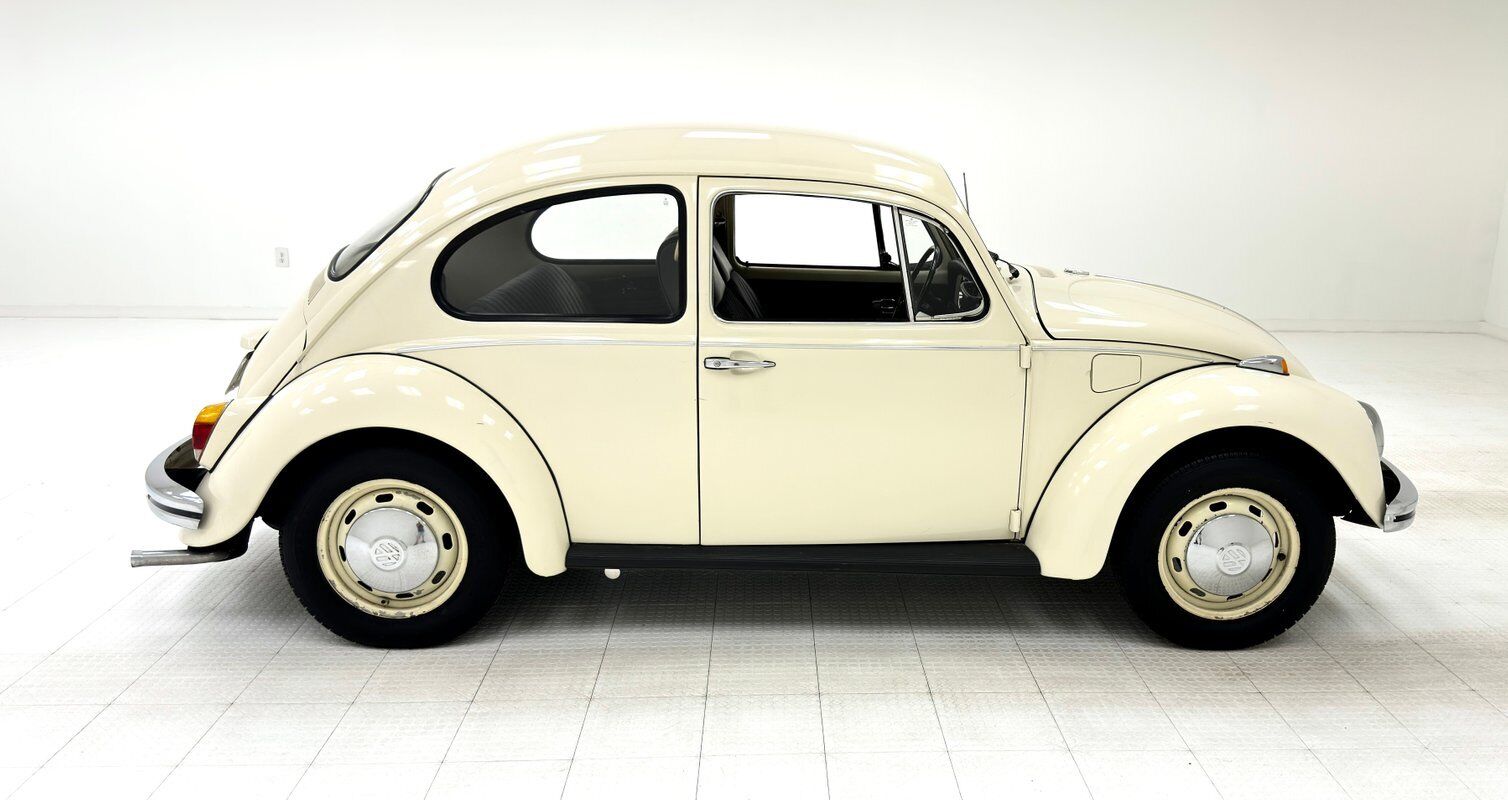 Volkswagen-Beetle-Classic-Coupe-1968-Ivory-Black-50377-5