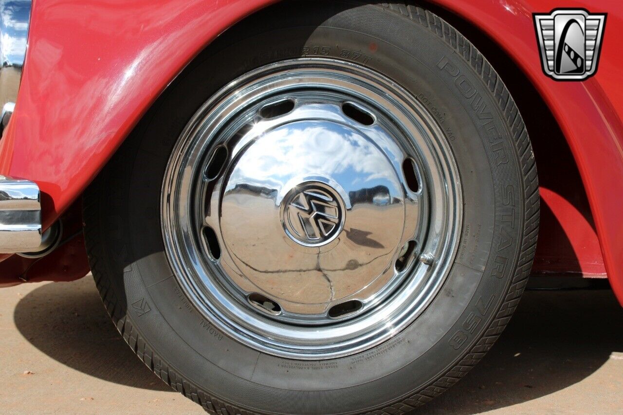 Volkswagen-Beetle-Classic-Coupe-1969-Red-White-80-10