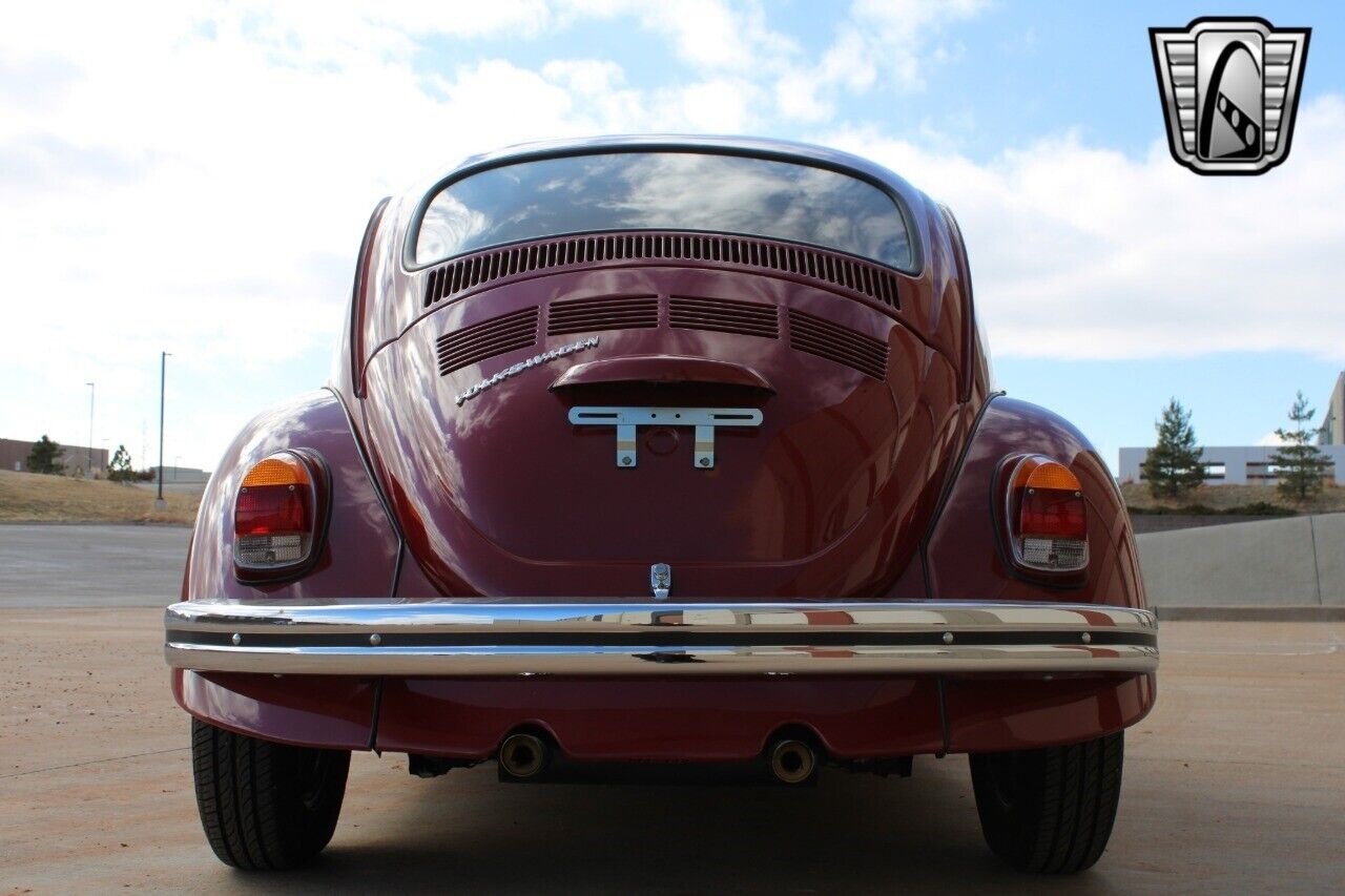 Volkswagen-Beetle-Classic-Coupe-1969-Red-White-80-5