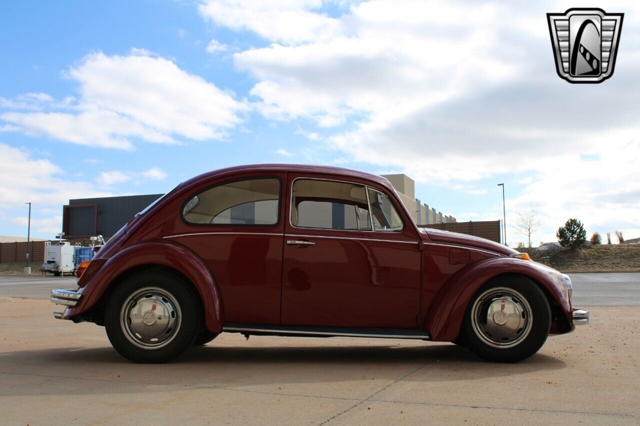 Volkswagen-Beetle-Classic-Coupe-1969-Red-White-80-7