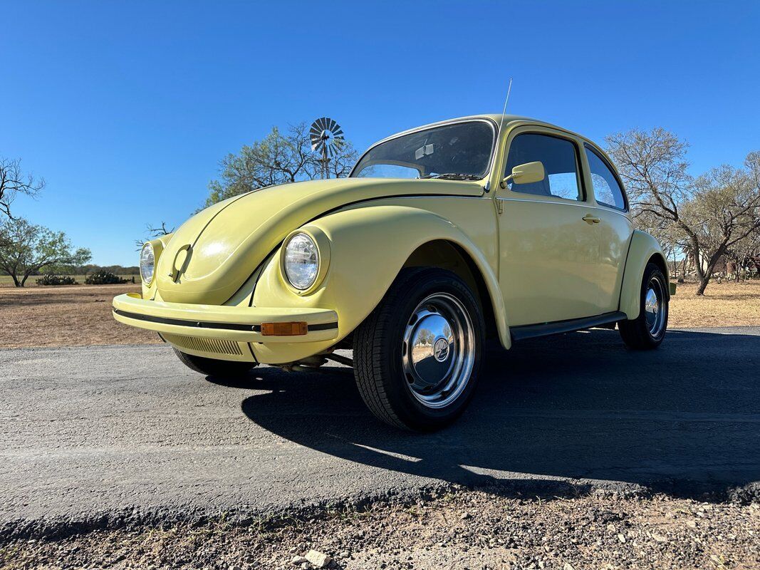 Volkswagen-Beetle-Classic-Coupe-1971-Yellow-Black-54941-2