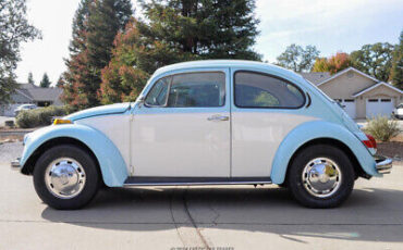 Volkswagen-Beetle-Classic-Coupe-1972-White-Black-144400-2