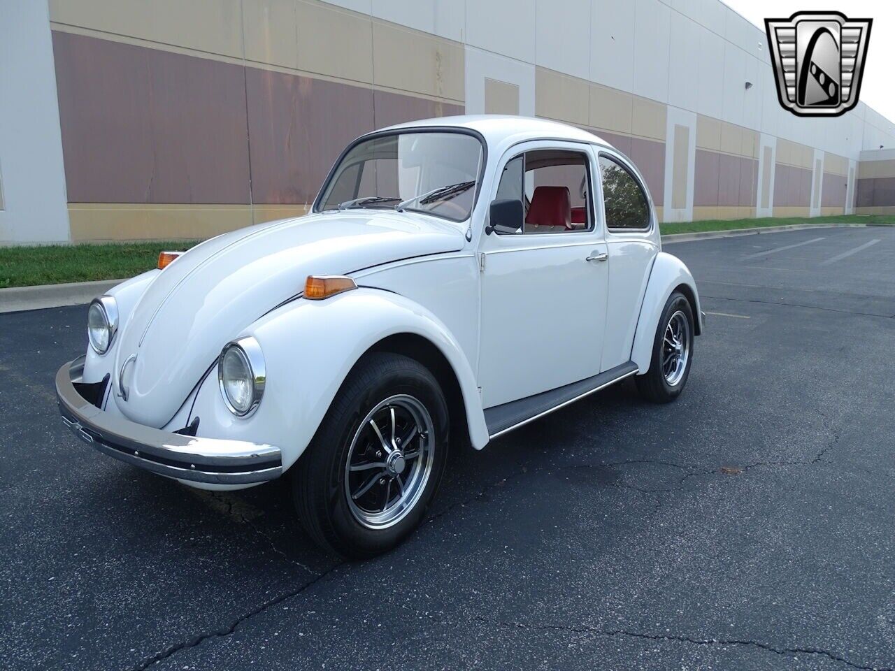 Volkswagen-Beetle-Classic-Coupe-1972-White-Red-2063-2