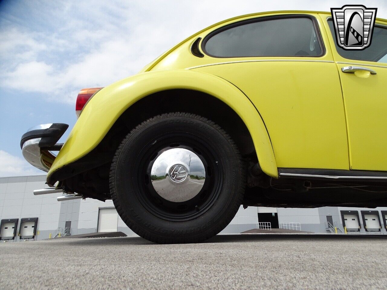 Volkswagen-Beetle-Classic-Coupe-1974-Yellow-Black-38333-8