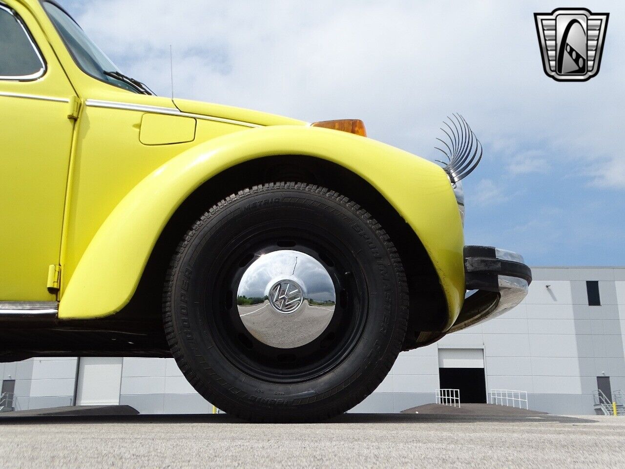 Volkswagen-Beetle-Classic-Coupe-1974-Yellow-Black-38333-9