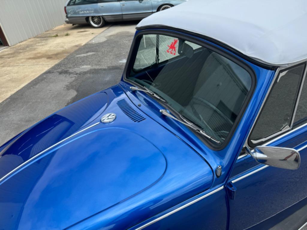 Volkswagen-Beetle-Karmann-Converible-1971-Blue-Gray-0-10