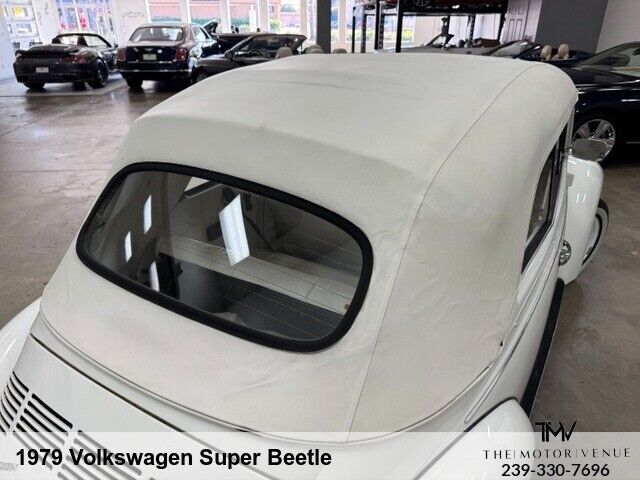 Volkswagen-Beetle-New-1979-White-44553-4