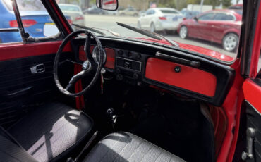 Volkswagen-Beetle-New-Cabriolet-1968-Red-Black-0-5