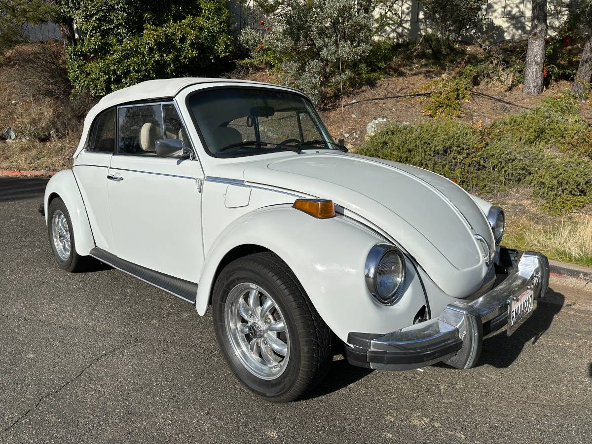 Volkswagen-Beetle-convertible-1977-125529-2