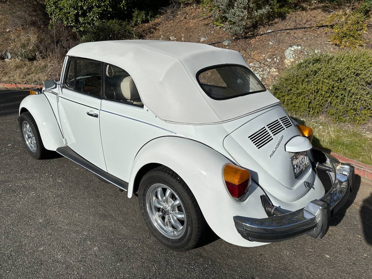 Volkswagen-Beetle-convertible-1977-125529-4