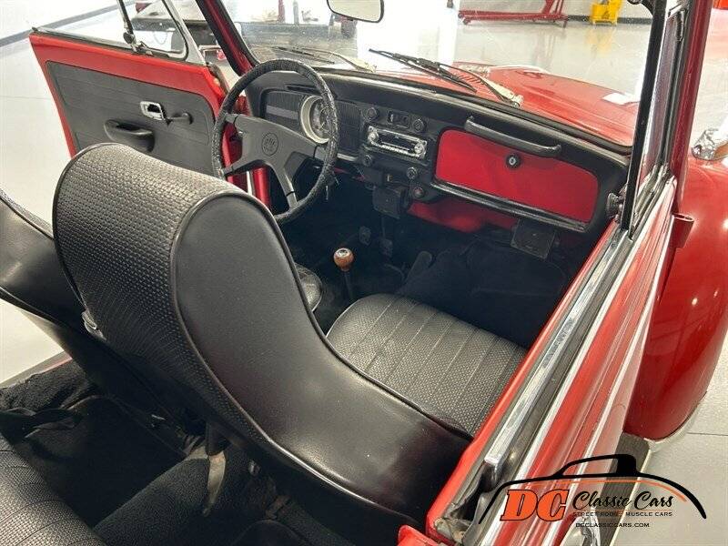 Volkswagen-Beetle-super-beetle-1971-red-138056-20