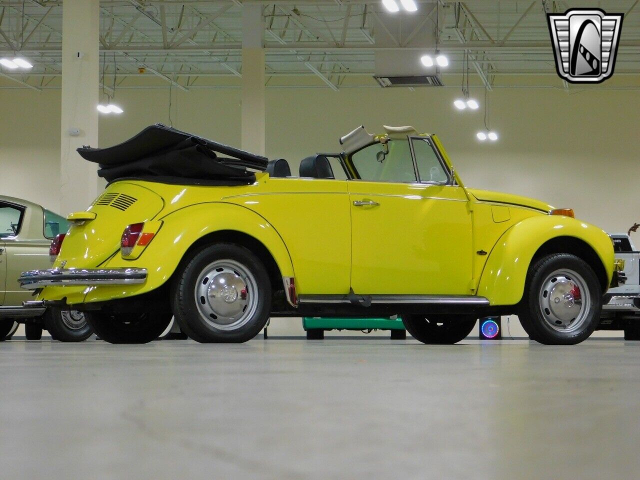 Volkswagen-Bug-Cabriolet-1971-Yellow-Black-150723-5