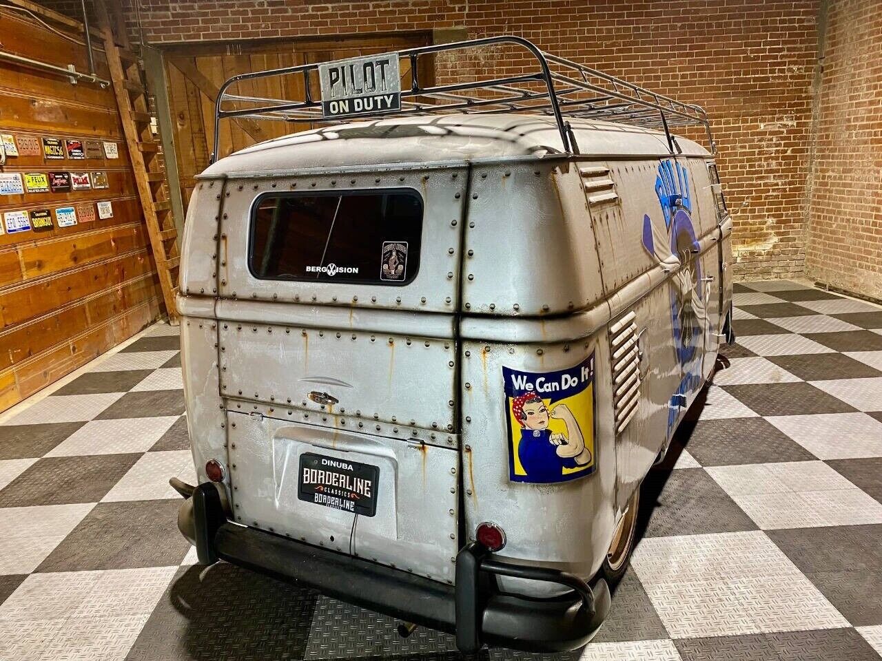 Volkswagen-BusVanagon-1961-Silver-Silver-96734-3