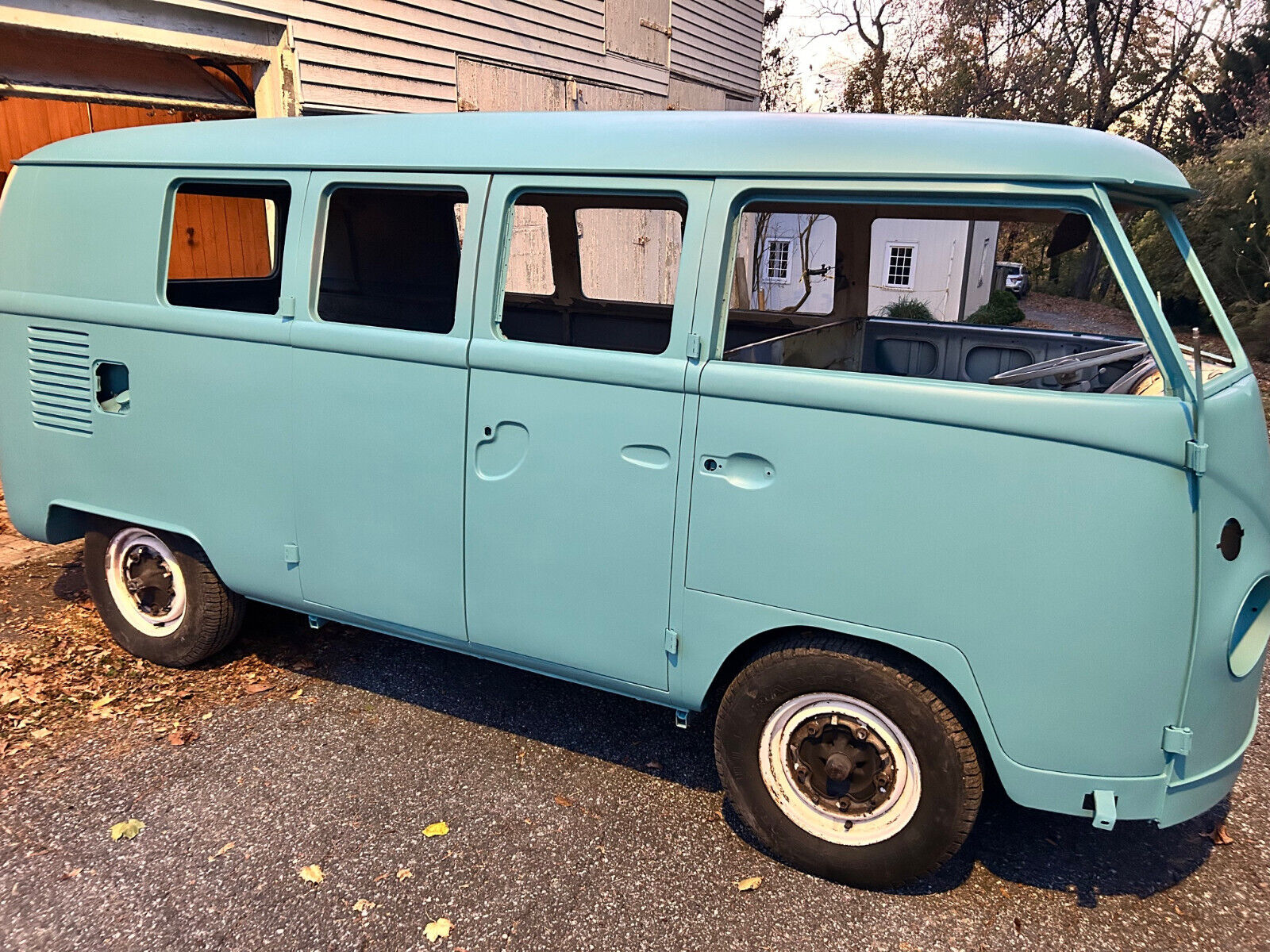 Volkswagen-BusVanagon-1965-Blue-999999-3