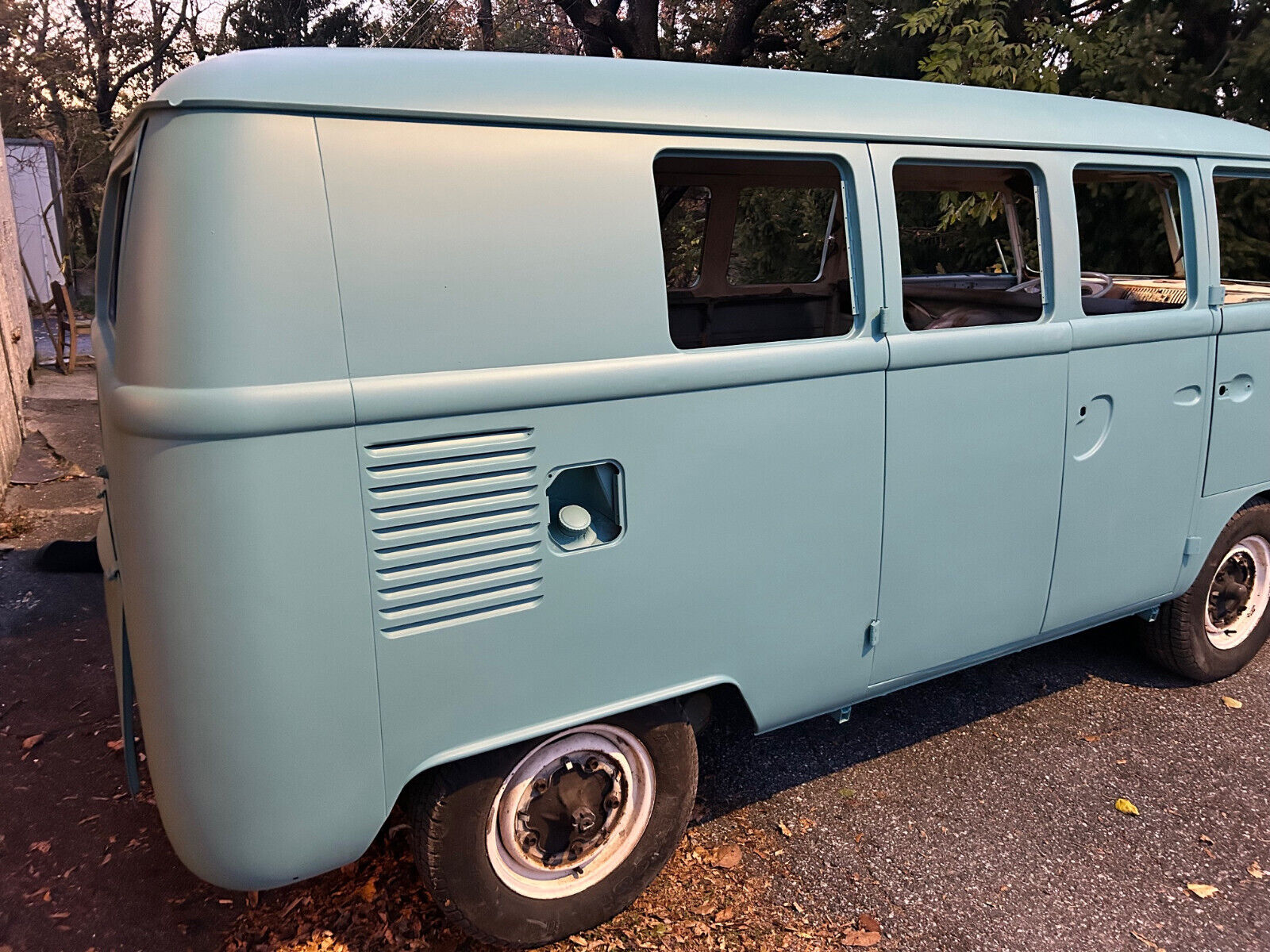 Volkswagen-BusVanagon-1965-Blue-999999-4