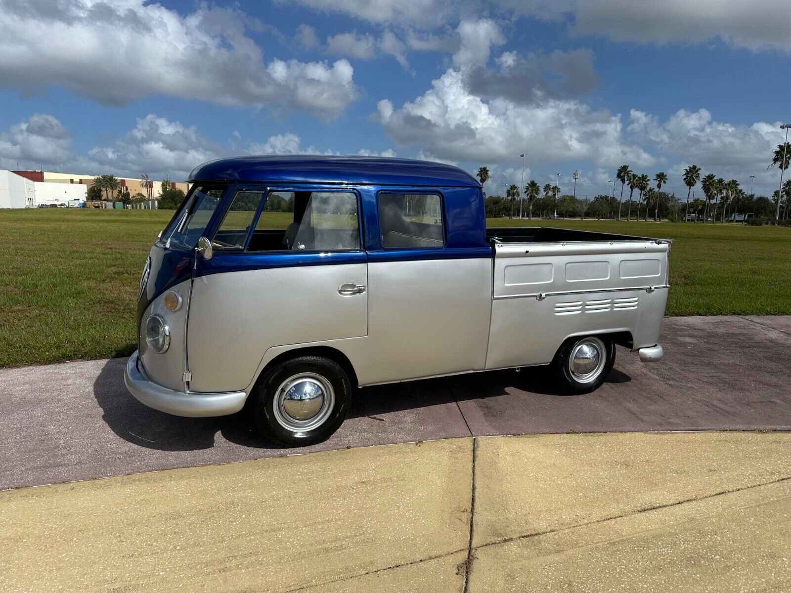 Volkswagen-BusVanagon-1966-Blue-20921-5