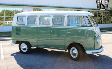 Volkswagen-BusVanagon-Cabriolet-1965-Green-Teal-1580-8