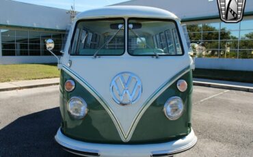 Volkswagen-BusVanagon-Cabriolet-1965-Green-Teal-1580-9