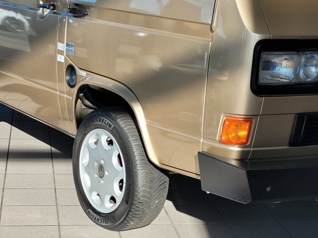 Volkswagen-BusVanagon-Cabriolet-1986-Savannah-Beige-199806-9