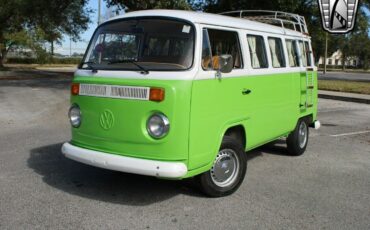 Volkswagen-BusVanagon-Cabriolet-1995-Green-Brown-51029-4