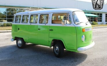 Volkswagen-BusVanagon-Cabriolet-1995-Green-Brown-51029-8