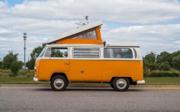 Volkswagen-BusVanagon-Van-1969-Yellow-Tan-153971-1