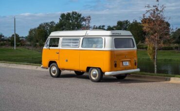 Volkswagen-BusVanagon-Van-1969-Yellow-Tan-153971-11