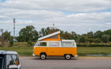 Volkswagen-BusVanagon-Van-1969-Yellow-Tan-153971-20