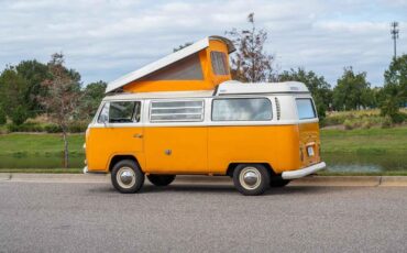 Volkswagen-BusVanagon-Van-1969-Yellow-Tan-153971-22